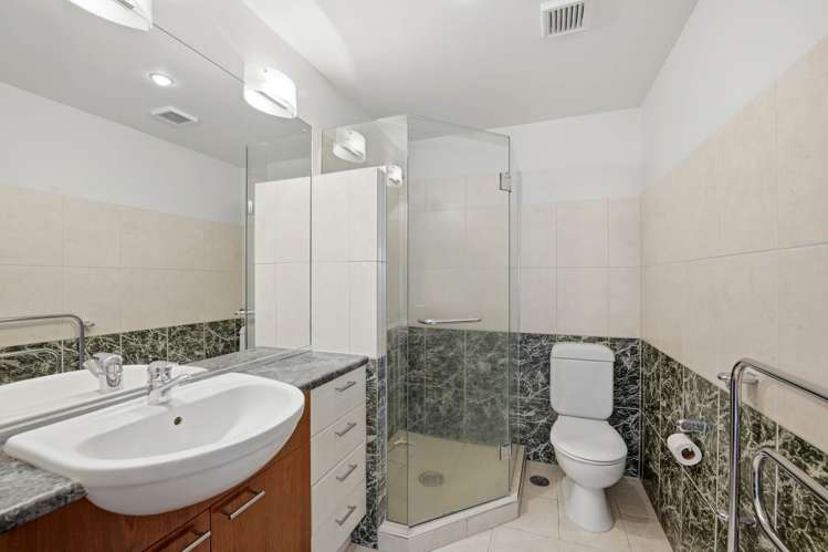 1C/105 Victoria Road Devonport_18