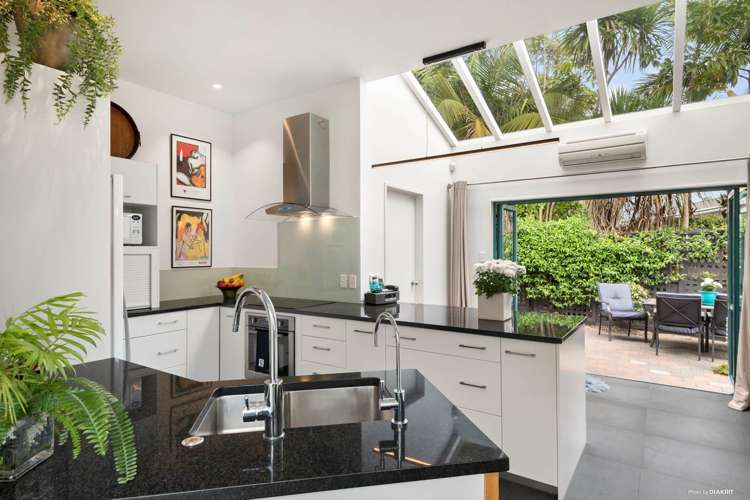 104 Takahe Road Titirangi_5