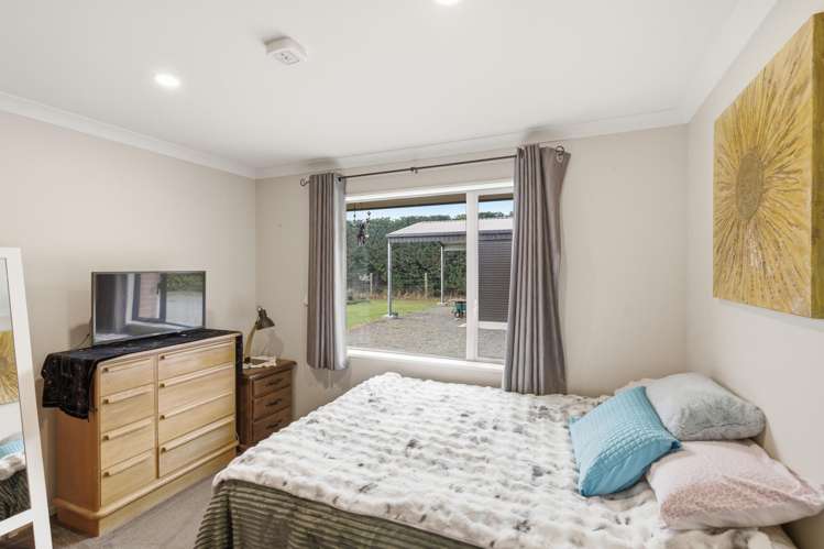 8 Haydon Place Amberley_10