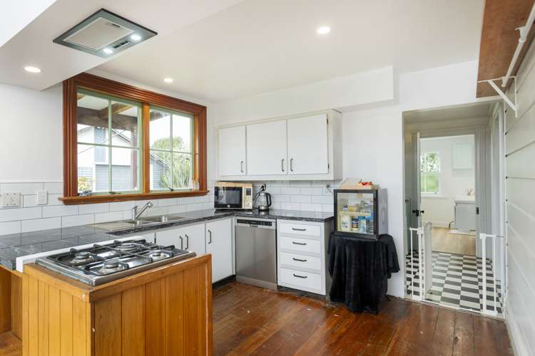 31 De Lautour Road Inner Kaiti_7