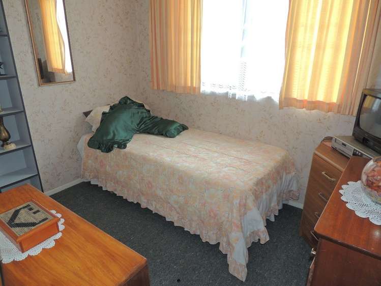 11 Ratau Street Mahia_11