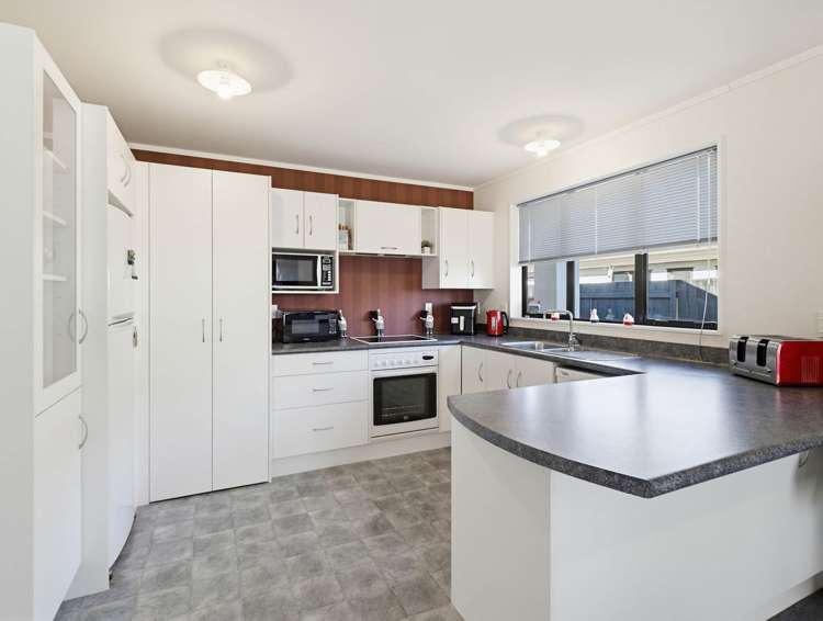 47 Meridian Grove Kelvin Grove_23