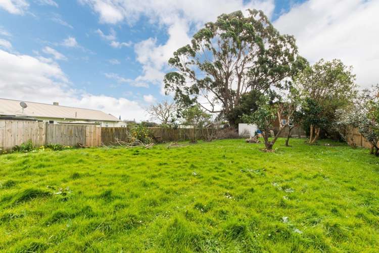 18 Islington Avenue New Lynn_18