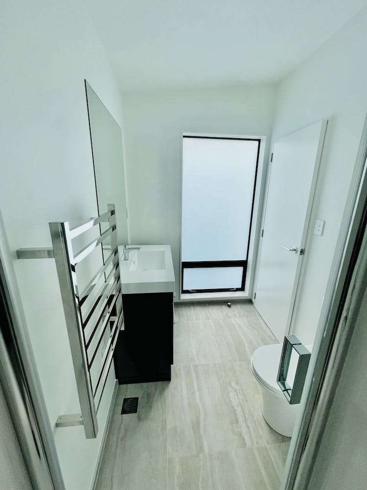 10/50 Friend Street Karori_13