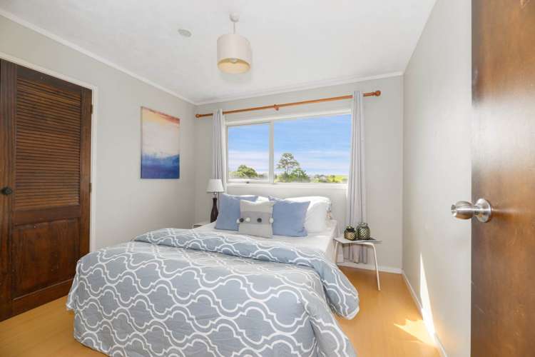 2/12 Willis Street Torbay_9