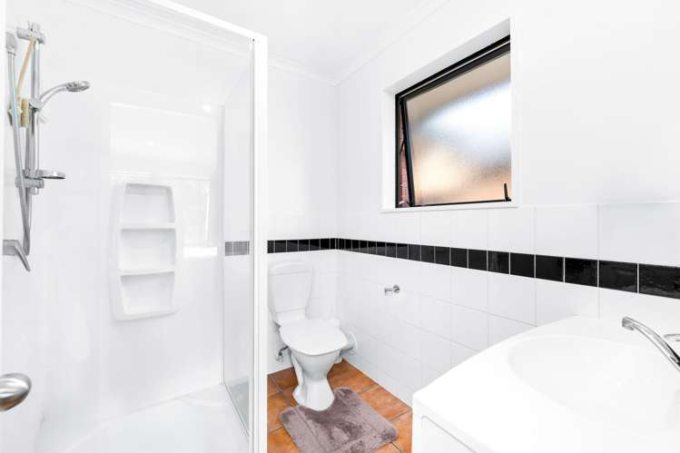 8 Thornaby Close Burnside_19