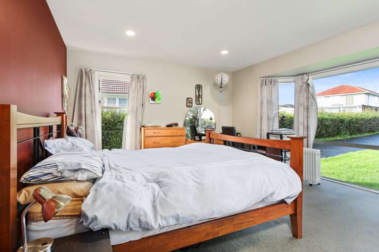 7 Essex Street Te Atatu South_10