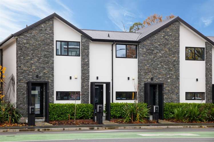 4/4 Riccarton Road Riccarton_11