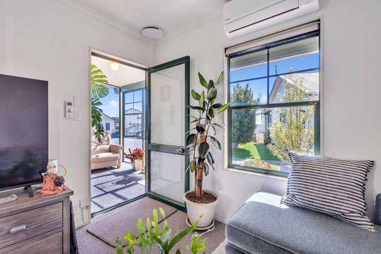 1/70 Whiteley Street_5