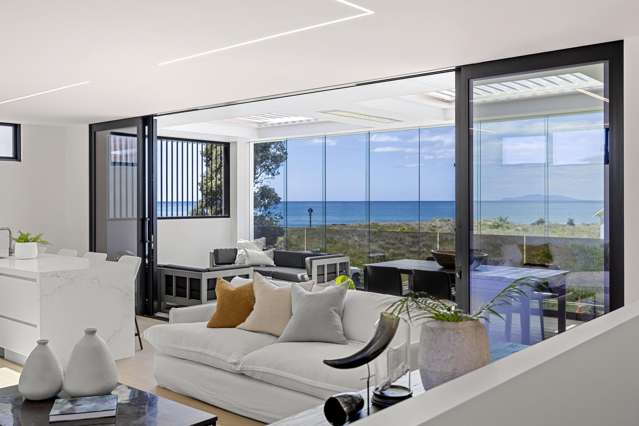 Luxury Living on Whangamata Beachfront