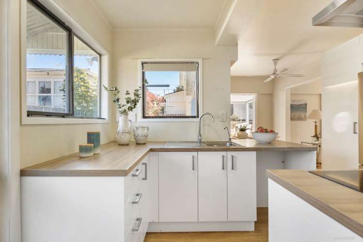 2/141 Selwyn Street Onehunga_6