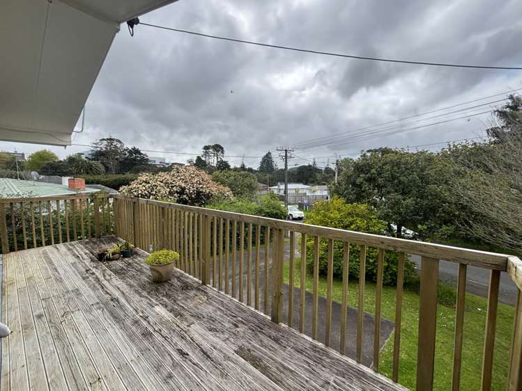 10 Coletta Lane Te Atatu South_12