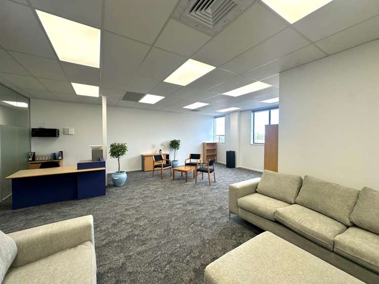 Unit E1/88 Hinemoa Street Birkenhead_2