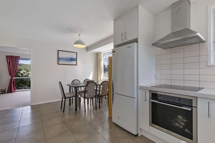 24 Bartlett Grove Tawa_7