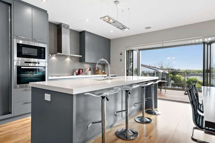 2/35 Selwyn Avenue Mission Bay_5