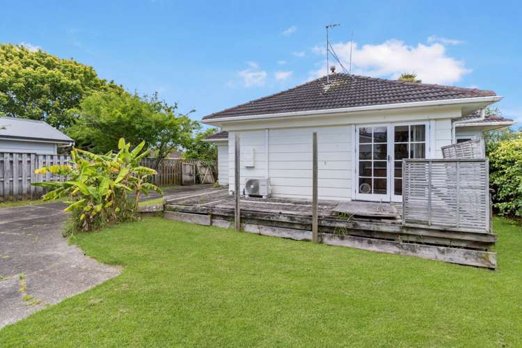 2/55 Aramoana Avenue Devonport_6