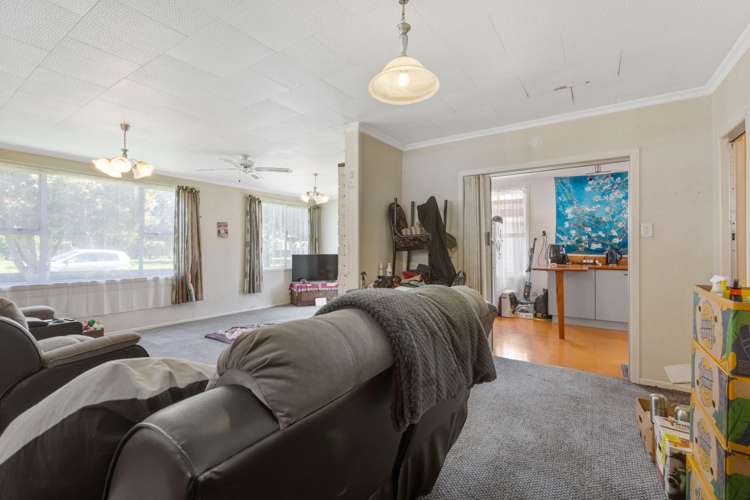 64a Broadway Waitara_11