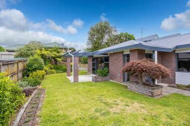 20 Hollinger Place_2