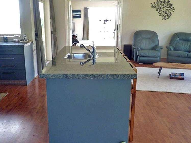 282 Tai Road Opunake_7