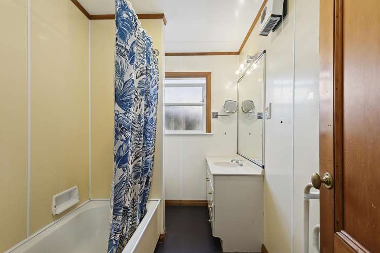 7 Vera Street Karori_9