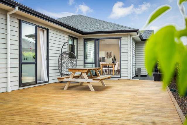 16 Sir Lincoln Drive Kumeu_3