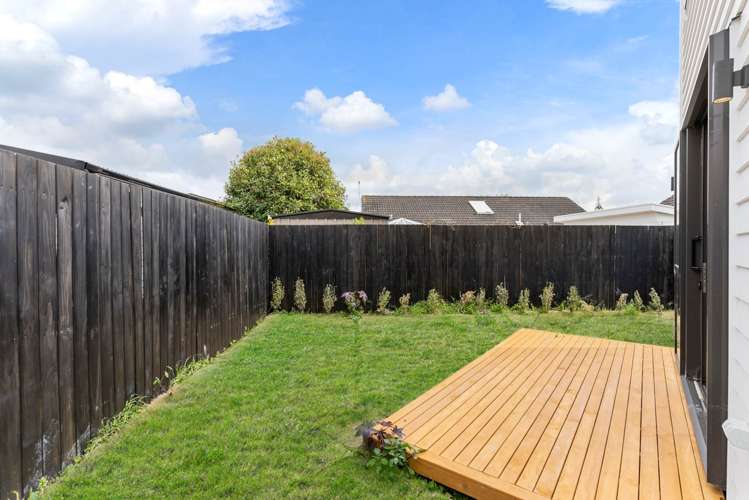 7C Edgewater Grove Orewa_2