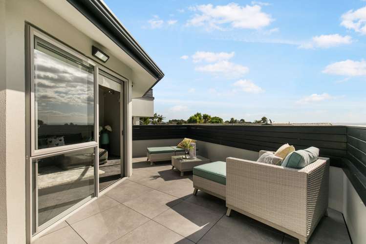 23 Kuripaka Crescent The Gardens_8