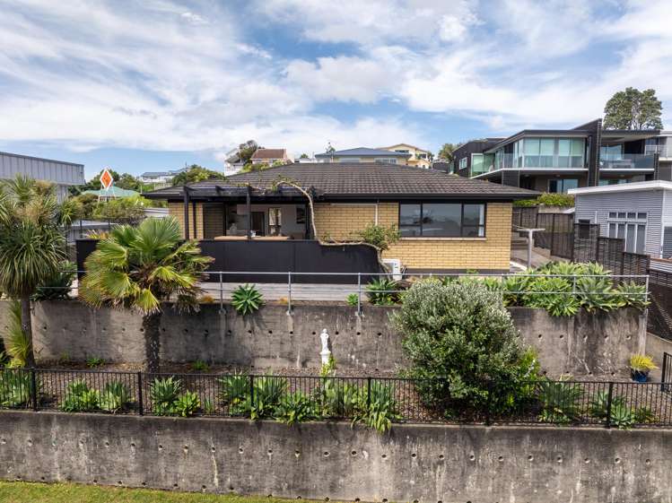 10C Long Street Raglan_36