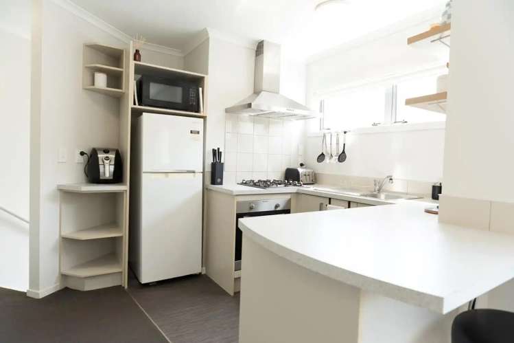 C/18 Kelvin Place 1074_6