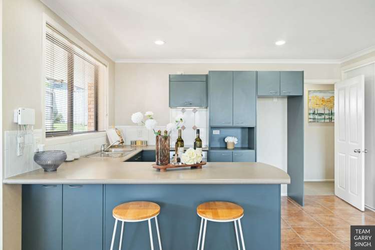 24 Mt Lebanon Crescent_2