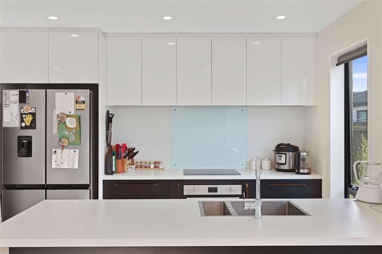 15 Romney Drive Belfast_5