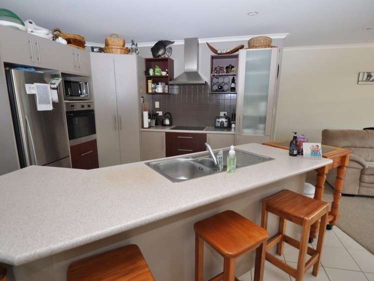 6 Crown Reef Pauanui_12