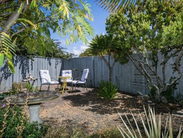 64a The Esplanade Westshore_11