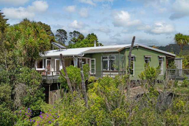 320 Forest Hill Road Waiatarua_2