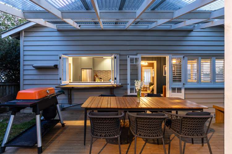 33 Owairaka Avenue Mount Albert_6