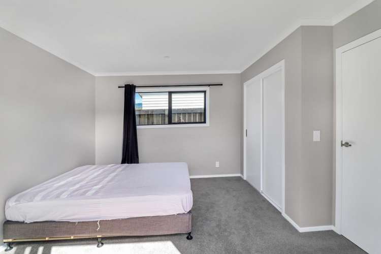32 Harry Martin Lane Wainuiomata_6