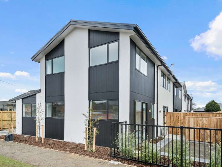 2/16 Buccleugh Street Phillipstown_15