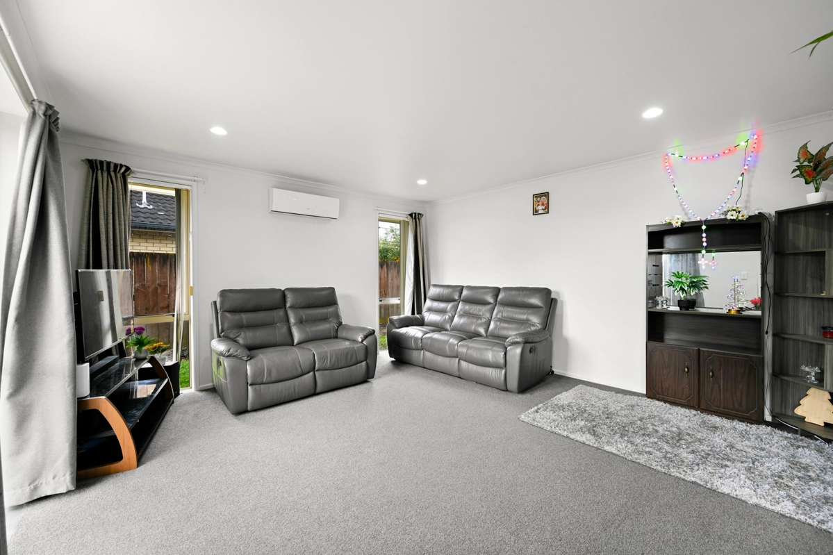 221 Old Farm Road_1