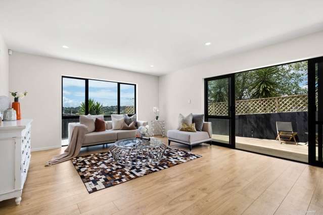 1/51 Glengarry Road Glen Eden_4