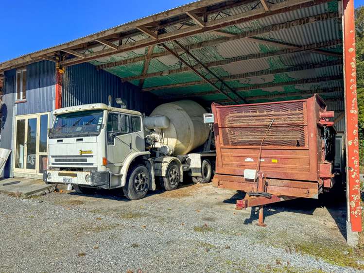 87 Waiho Flat Road_4