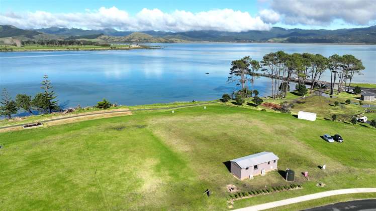 12 Taniwha Place Matarangi_15