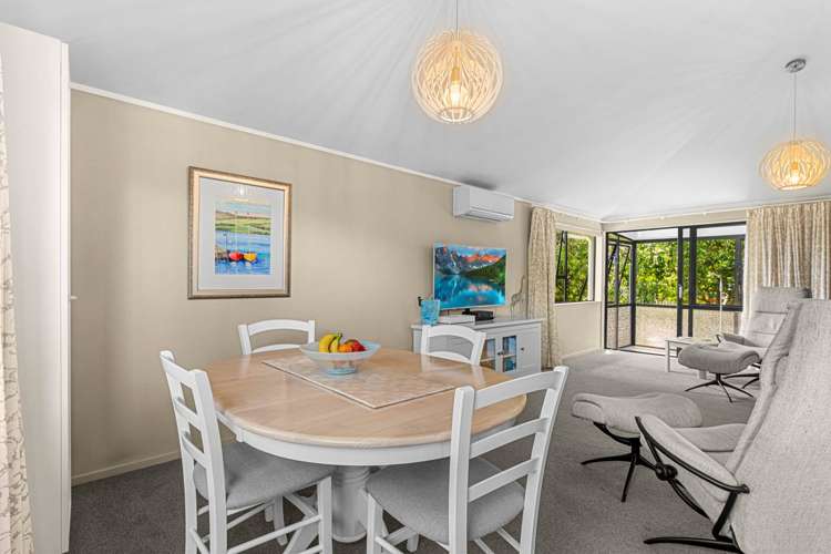 17 Pyle Road West One Tree Point_9