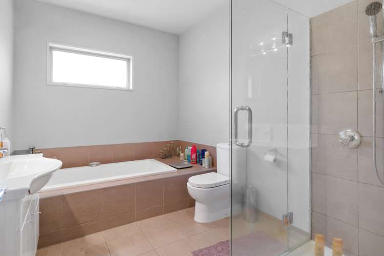 11 John Campbell Crescent Hillmorton_26