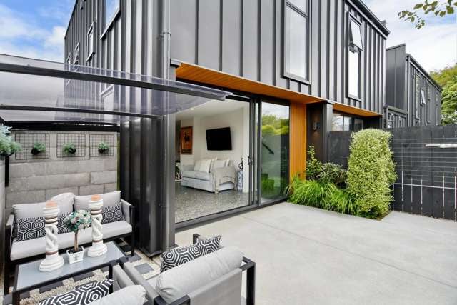 Stunning Contemporary Townhouse