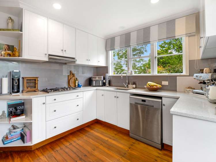 31 Brassey Road Saint Johns Hill_2