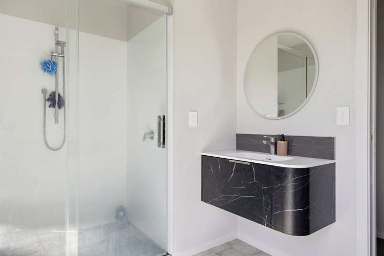 38 Wai Terrace Wharewaka_3