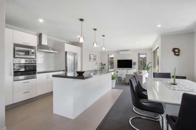 8 Gleneagles Drive Katikati_2