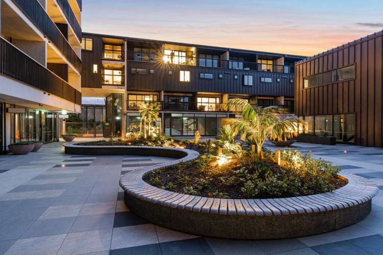 220/38 Khyber Pass Road Grafton_12