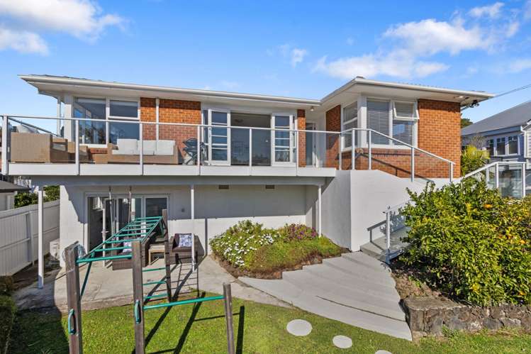 11A Queenstown Road Hillsborough_16
