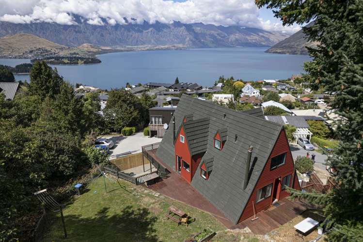 40 Avalon Crescent Fernhill/Sunshine Bay_25